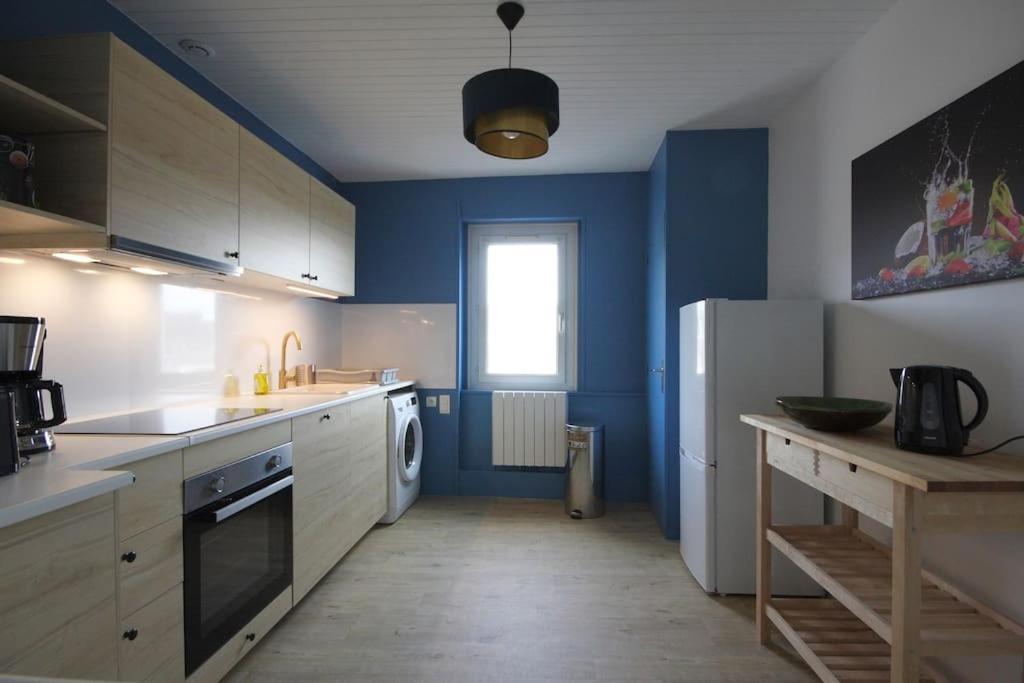La Note Bleue, Bord De